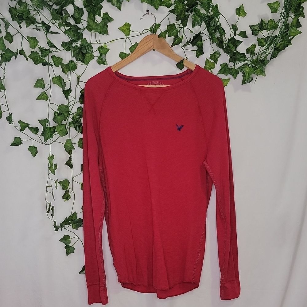 American Eagle. Red Long Sleeve Thermal Shirt. Size Large. EUC